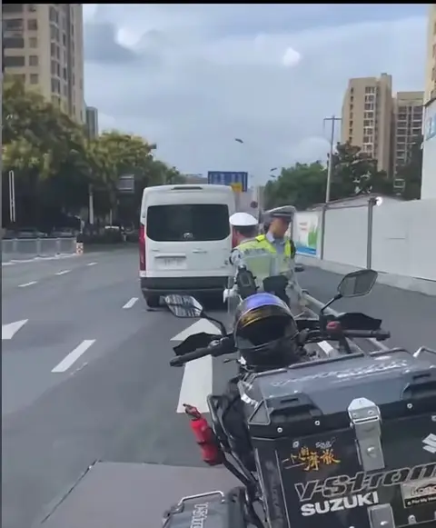 摩托车主警惕！新规“天眼”升级，这些违章抓拍更严，最高记9分