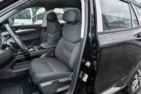 13 万级合资卷王！福特这台车空间大、油耗低，太香了